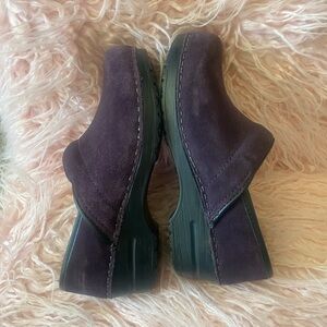 Dansko Purple Suede Shoes size EU 37
